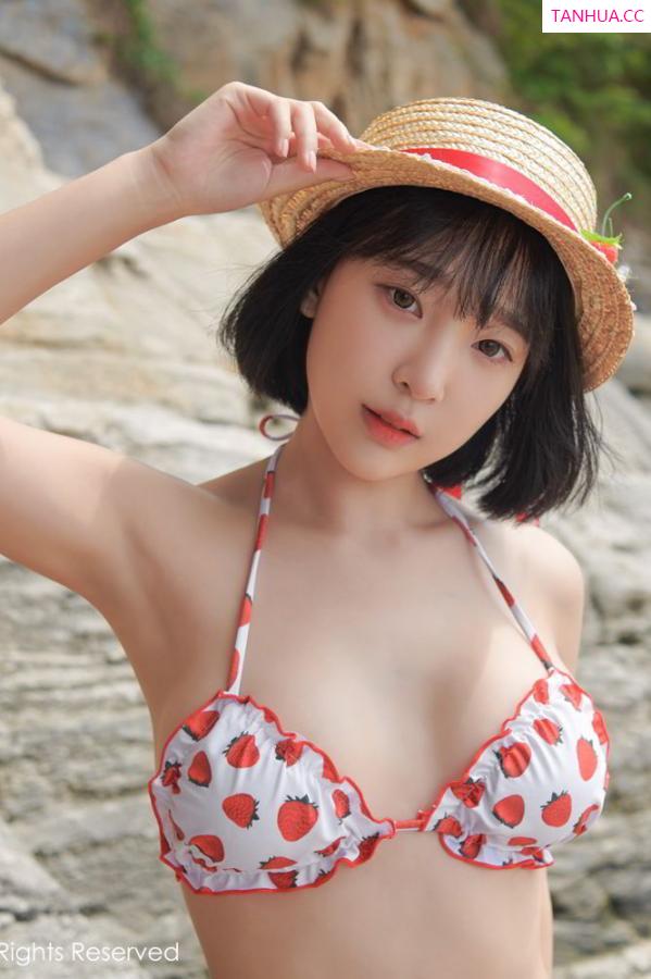 강인경 姜仁卿 [XIUREN]高清写真图 2019.08.12 模特_卿卿第15张图片